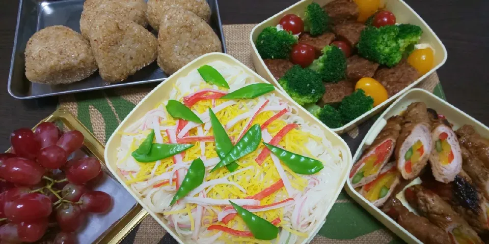 Snapdishの料理写真:夏日な運動会の素麺弁当|akeaさん