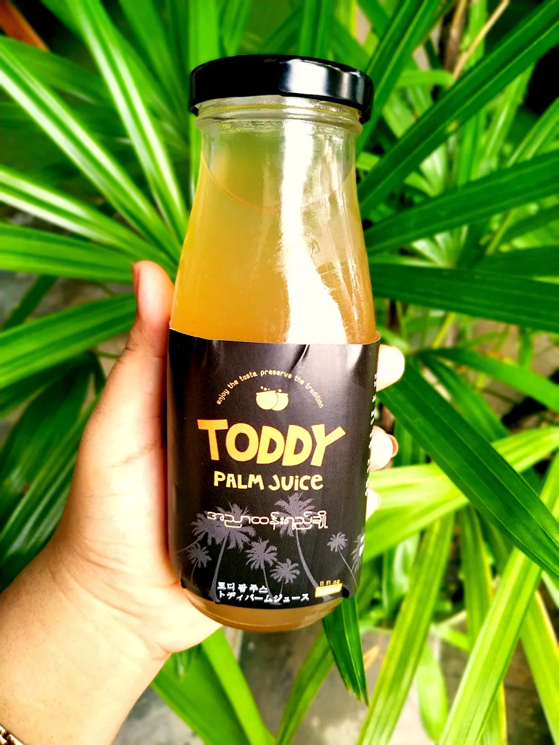 Snapdishの料理写真:Toddy Palm Juice|Ma Shwe Chawさん