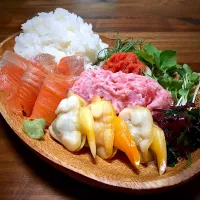 Snapdishの料理写真:乗せない海鮮丼アゲイン🐟🌺|ぱぴこ家さん