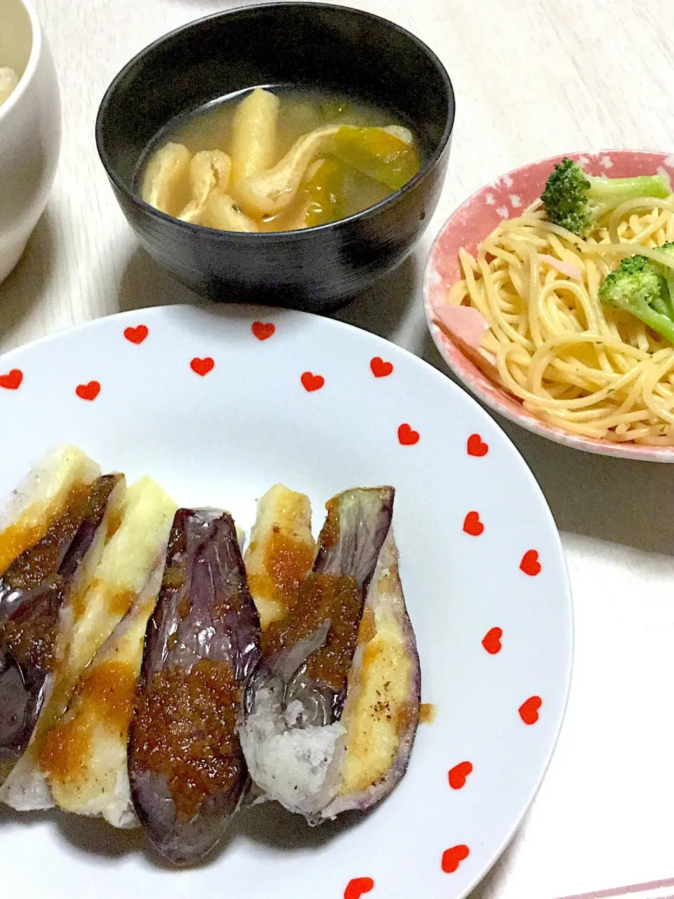 ナスのおろしポン酢焼き、パスタサラダ、ほうれん草のお味噌汁|Ayaさん