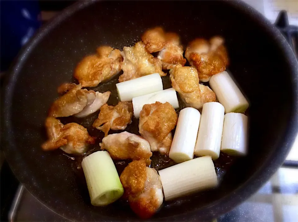 鳥モモと焼きねぎ
お蕎麦のつゆに入れます|Takeshi  Nagakiさん