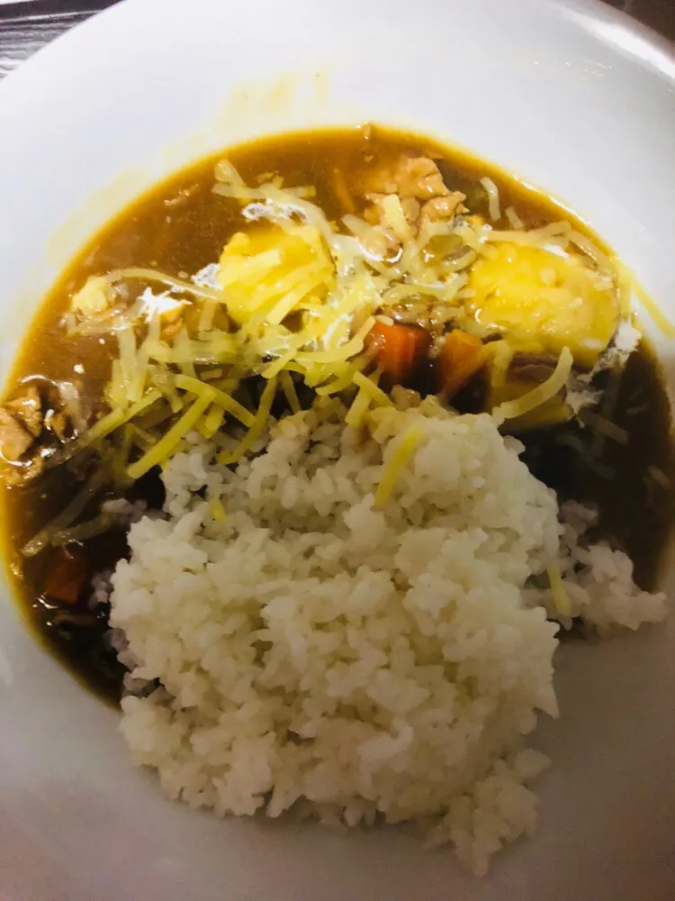 Snapdishの料理写真:🍆ナスのチーズカレー🍛

です…▽^ェ^▽ ﾜﾝ!|Rioさん