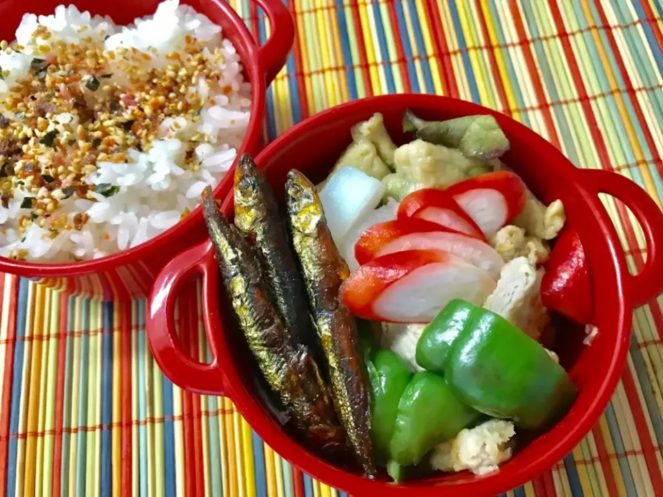 20190604🍱今日の旦那さん弁当🍱
 #手軽にプラ酢レモンの酢 #レモンの酢でラディッシュピクルス#旦那さん弁当|akiyo22さん