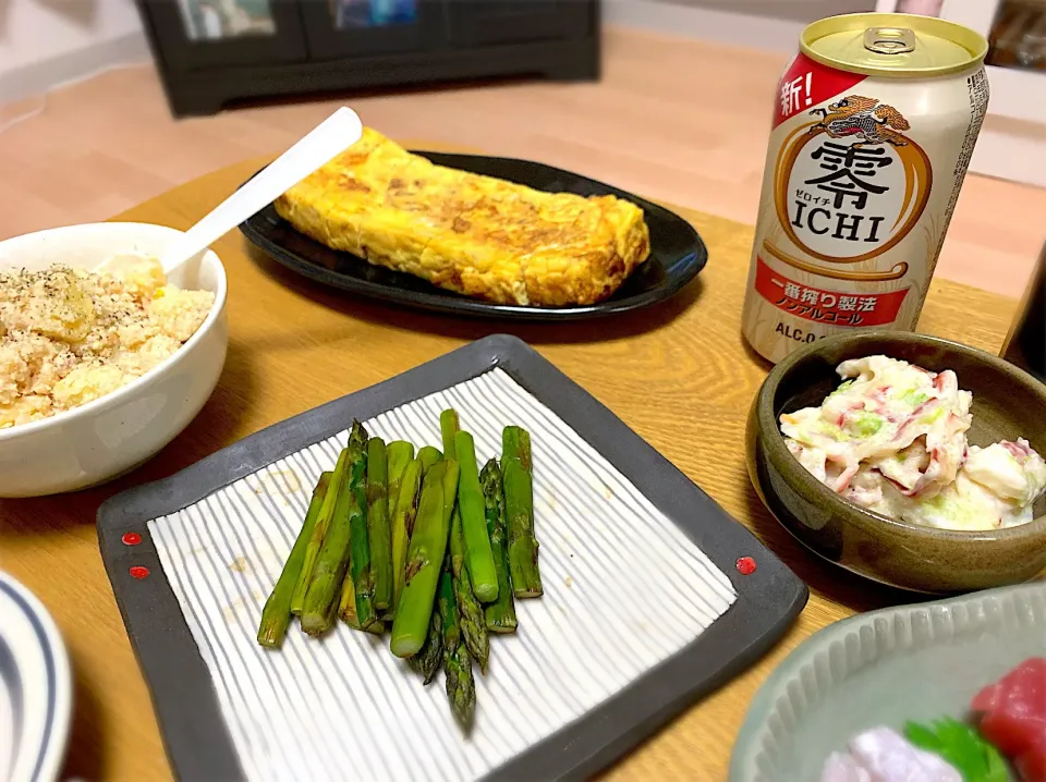 卵焼きにアスパラ、おからのサラダ♪ついでにホッキサラダ。|あやさん