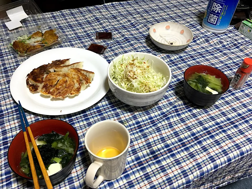 餃子🥟キャベツ&小松菜の味噌汁🥬|maxさん