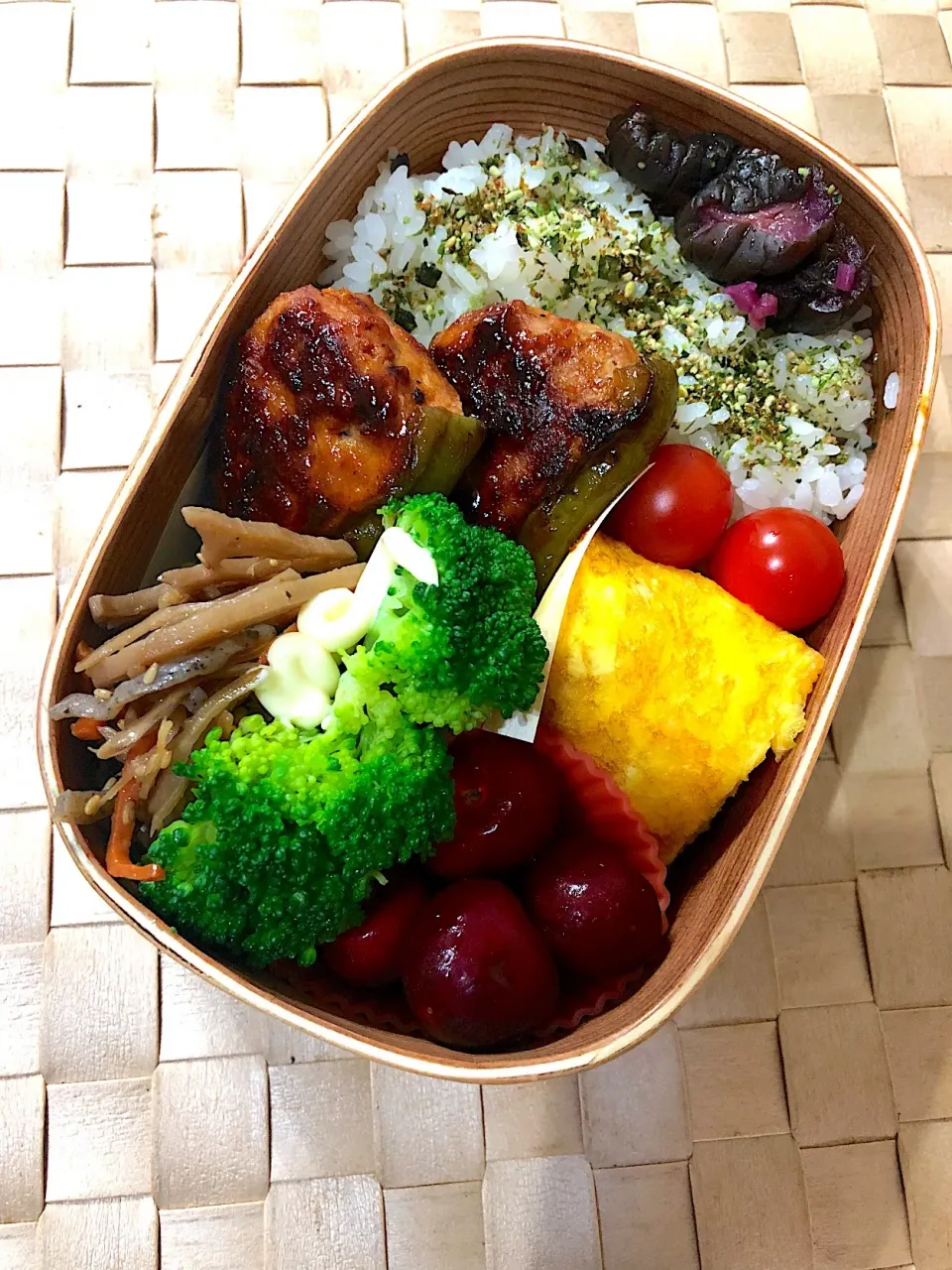 Snapdishの料理写真:ピーマン肉詰め弁当|chizukoさん