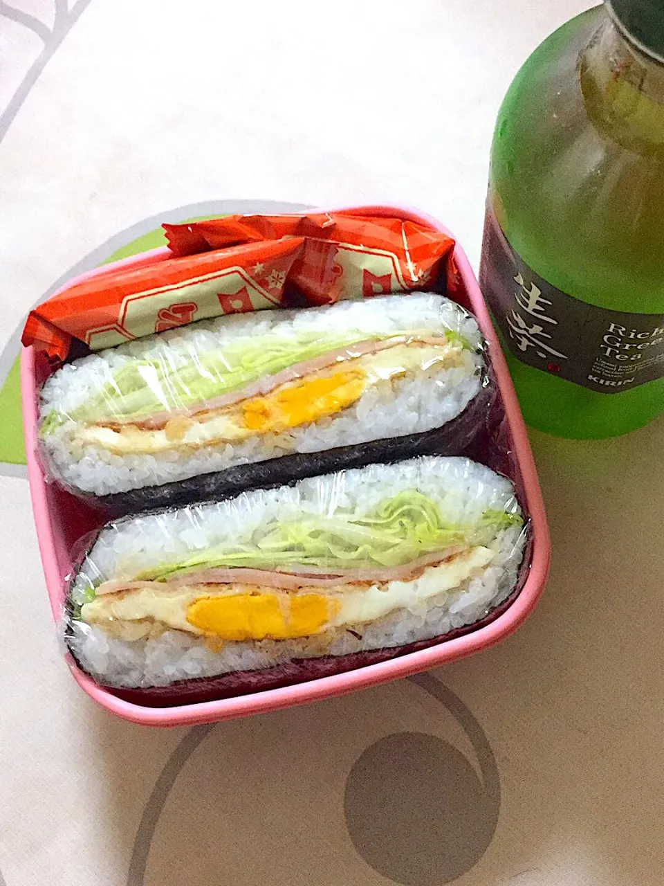 20190605兄弁当🍱おにぎらず弁当。帰りにラーメン食べる約束したらしい。😅|hanakoさん