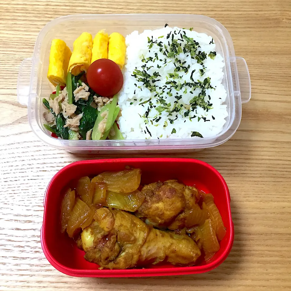 Snapdishの料理写真:水曜日の旦那さんのお弁当☺︎ #お弁当記録  #玉子焼き  #タンドリーチキン  #小松菜とツナ炒め|むさけんさん