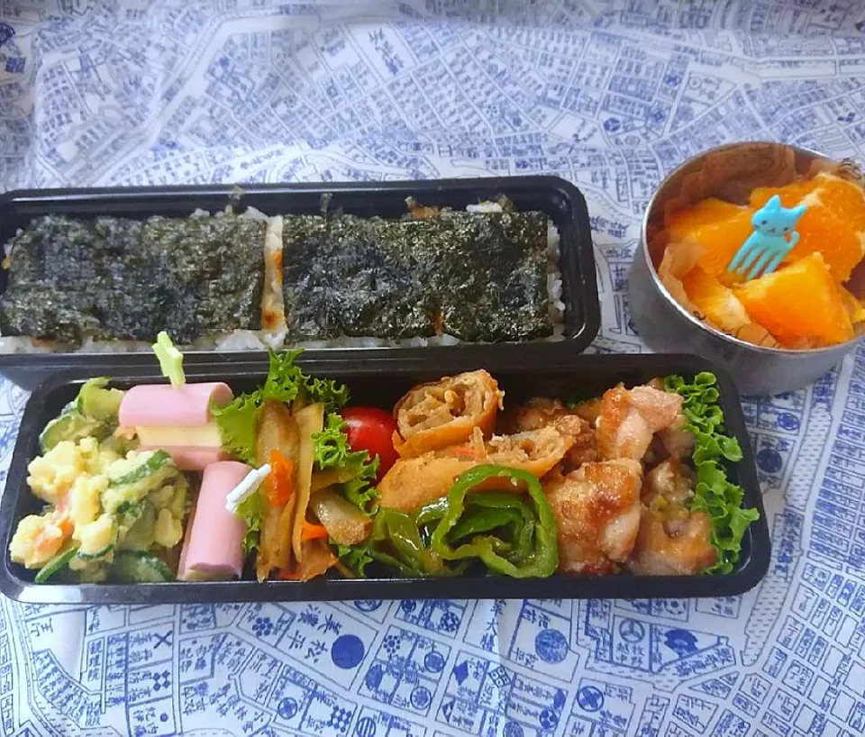 Snapdishの料理写真:鶏肉のマヨポン焼き弁当

 【クックパッド】参考にしました|クロ母さんさん