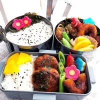 Snapdishの料理写真:ハンバーグ弁当|あかねさん