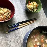 Snapdishの料理写真:炊き込みご飯とチキンスープ|peachさん