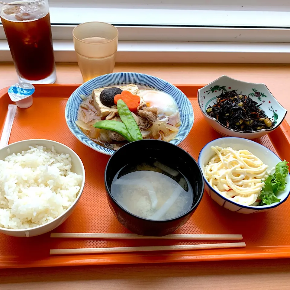 頑張らない普通のご飯☆院内食堂そよ風の定食☆検査2日目
 #ひるごはん #肉豆腐#糖質制限中#1型🔰|あきさん