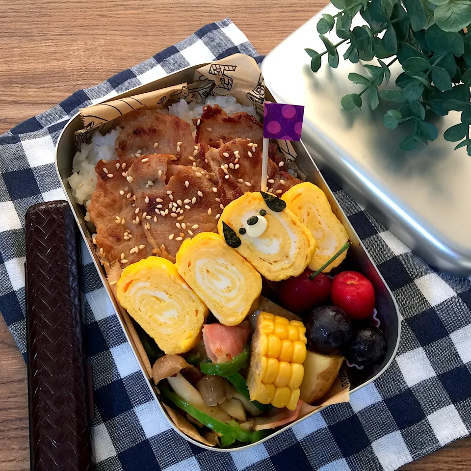 Snapdishの料理写真:生姜焼き弁当♩|yokkoiroさん