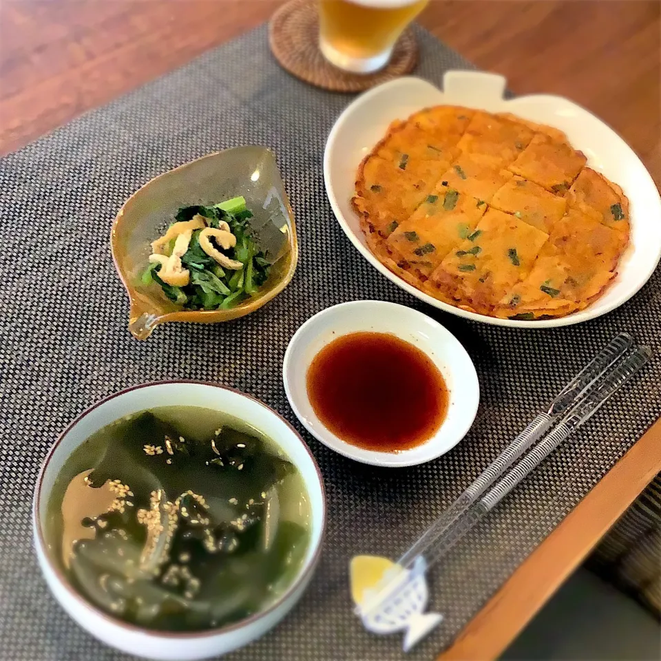 キムチ入りにらチヂミ
油あげと小松菜のおひたし
韓国風わかめスープ|𓇼 Ⓢ Ⓗ Ⓘ Ⓝ Ⓞ Ⓑ Ⓤ 𓇼さん