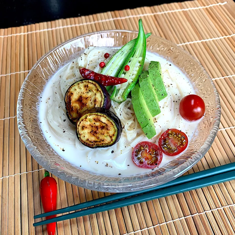 川野頼寿さんの料理 冷製みる辛そーめん|カオサンさん