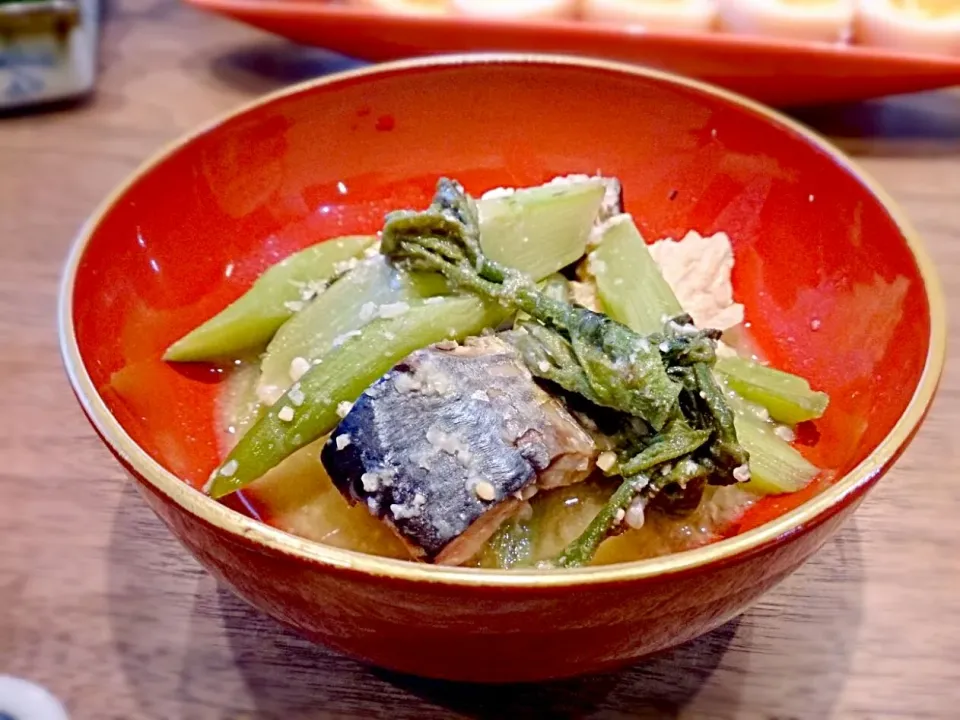 うどと鯖の味噌煮|古尾谷りかこさん