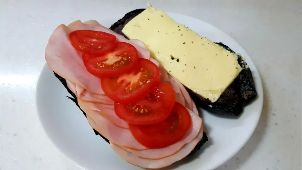 ham and cheese sandwich|steven z.y.さん