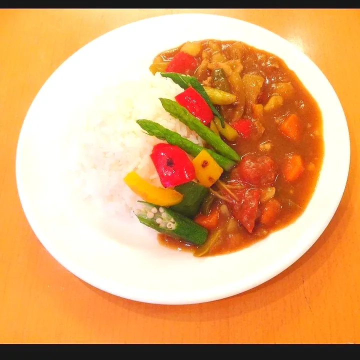 💕今年初めての夏野菜カレー♡トッビング色々💕|yuiママさん