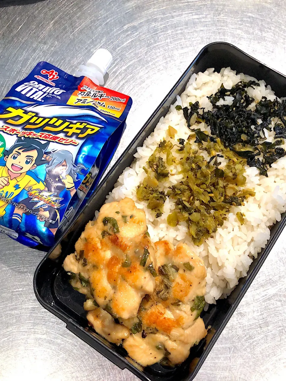 2019/6/8 雨上がりで部活あるか微妙な日の適当弁当|すずちゅんさん