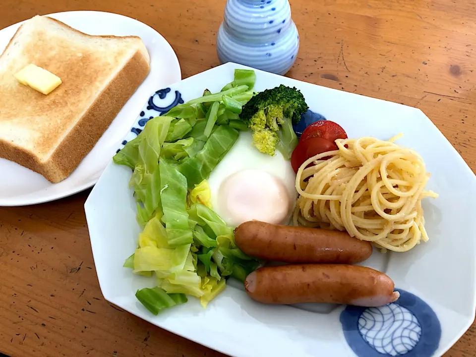 トーストと目玉焼き|ルドルフさん