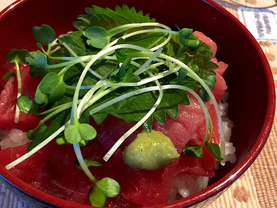 自家製マグロ丼|秋丸憲和さん