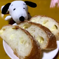 Snapdishの料理写真:またまたまたバゲット🥖コロっとせずポテッとしてる🤣|くみぽんさん