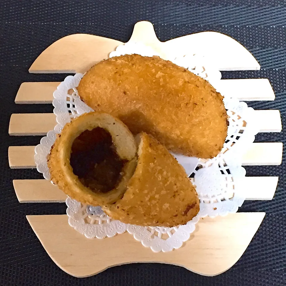 Snapdishの料理写真:カレーパン|ちいさん