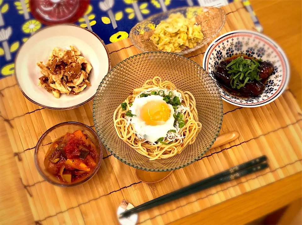 島原手延べ麺 山椒ソース
なす 中華風煮浸し
キャベツ ごま和え
ささみ 梅肉和え
ラタトゥイユ|nana 🍅さん