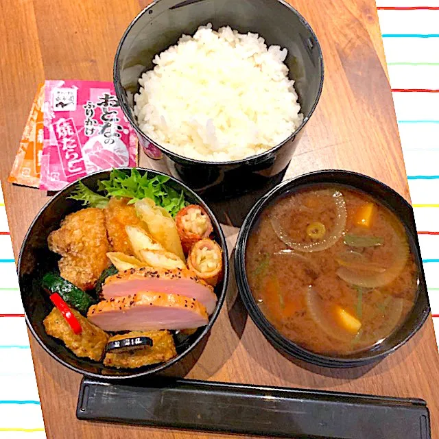 Snapdishの料理写真:唐揚げ弁当🍱|ryosanさん