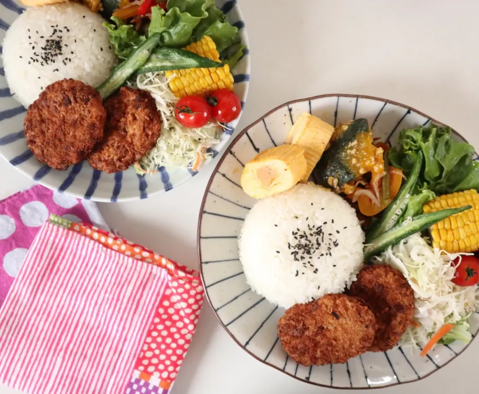 中学生男子年子弁当🍱
今日は土曜参観の代休日で置きランチ。
ワンプレートコロッケ|なかじー。さん