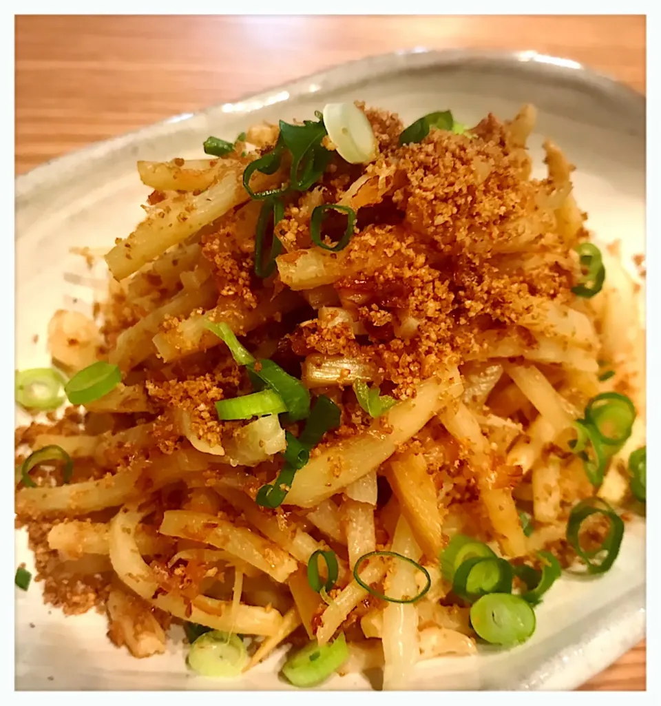 Snapdishの料理写真:タケノコのおかか炒め。Stir-fried bamboo shoot with bonito flakes|toyamadaさん