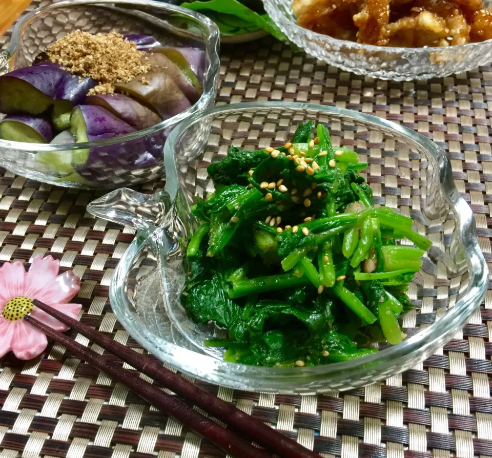 付け合わせのほうれん草は 麺つゆと胡麻油で和えました|keikoさん