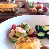 カレードリアと海老とアボカドのサラダ