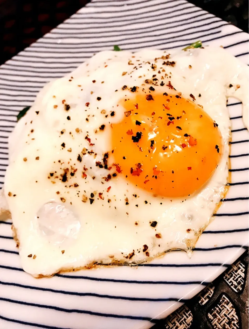 大好きな目玉焼き🍳糖質制限ダイエットにつき卵🥚に助けられています|mさん