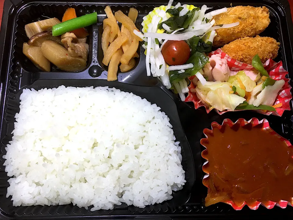 完熟トマトのハヤシシチュー 日替わり弁当 宅配ランチ 豊川市配達|Naokazu Kuritaさん