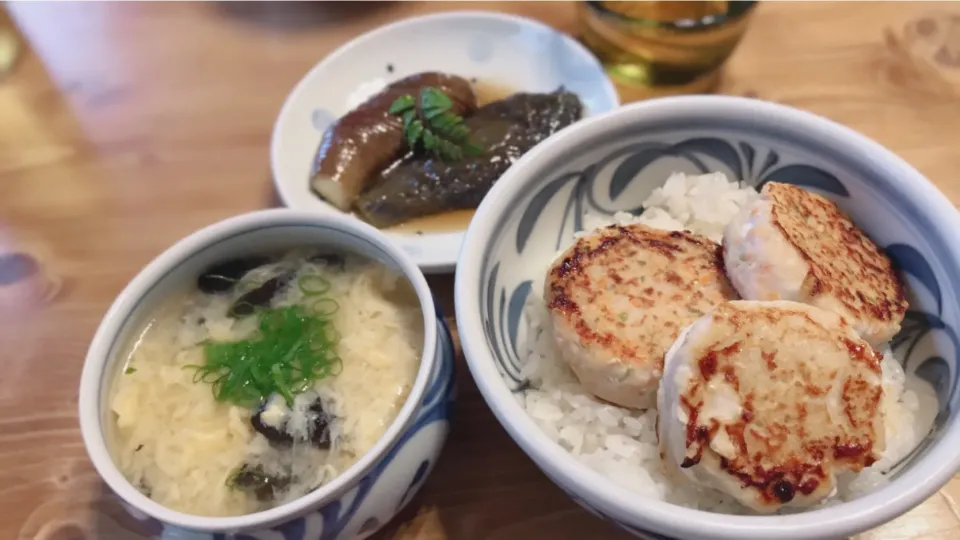 Snapdishの料理写真:鶏と根菜のつくね丼|ｌａｖｅｎｄｅｒｆ❜mさん