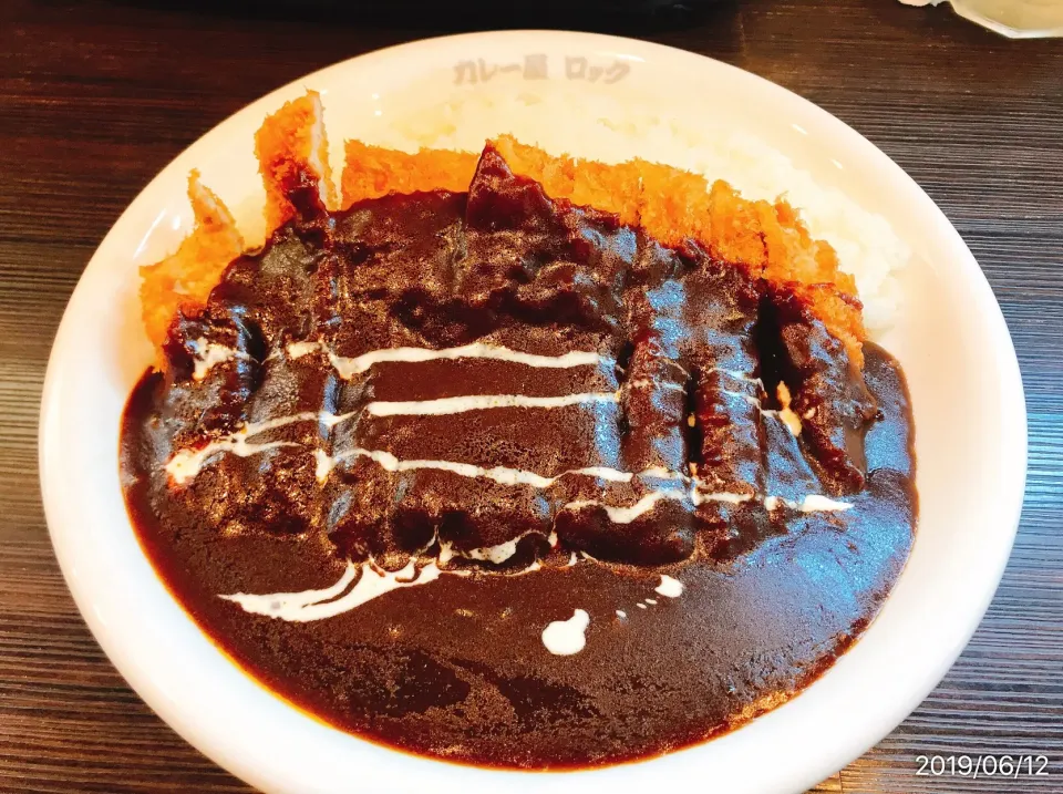 Snapdishの料理写真:カレー屋 ロック
カツカレー|コージ💫さん