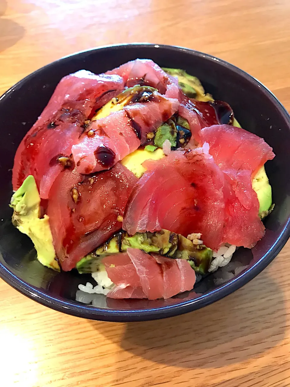 がっつり マグロアボガド丼ランチ|KAEさん