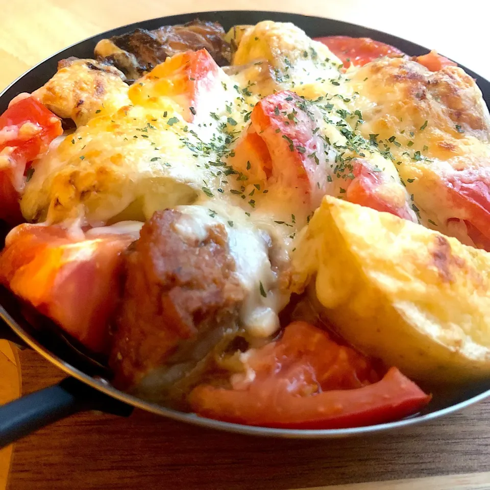 魚焼きグリルで♪サバじゃがトマトチーズ焼き|❁❁❁さん