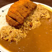 Snapdishの料理写真:ビーフカツカレー 1000g|しゃんぱいさん