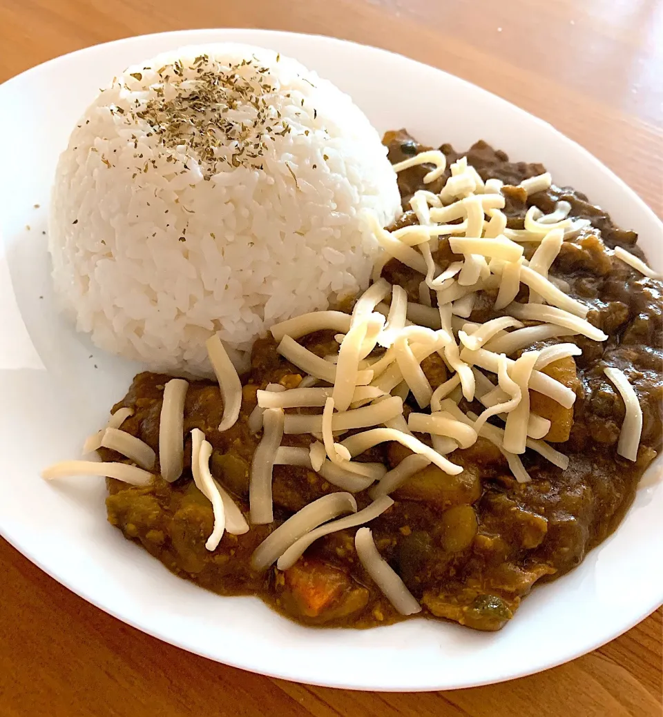 朝カレーチーズのせ🍛🧀|NOMU'S キッチン🍳さん