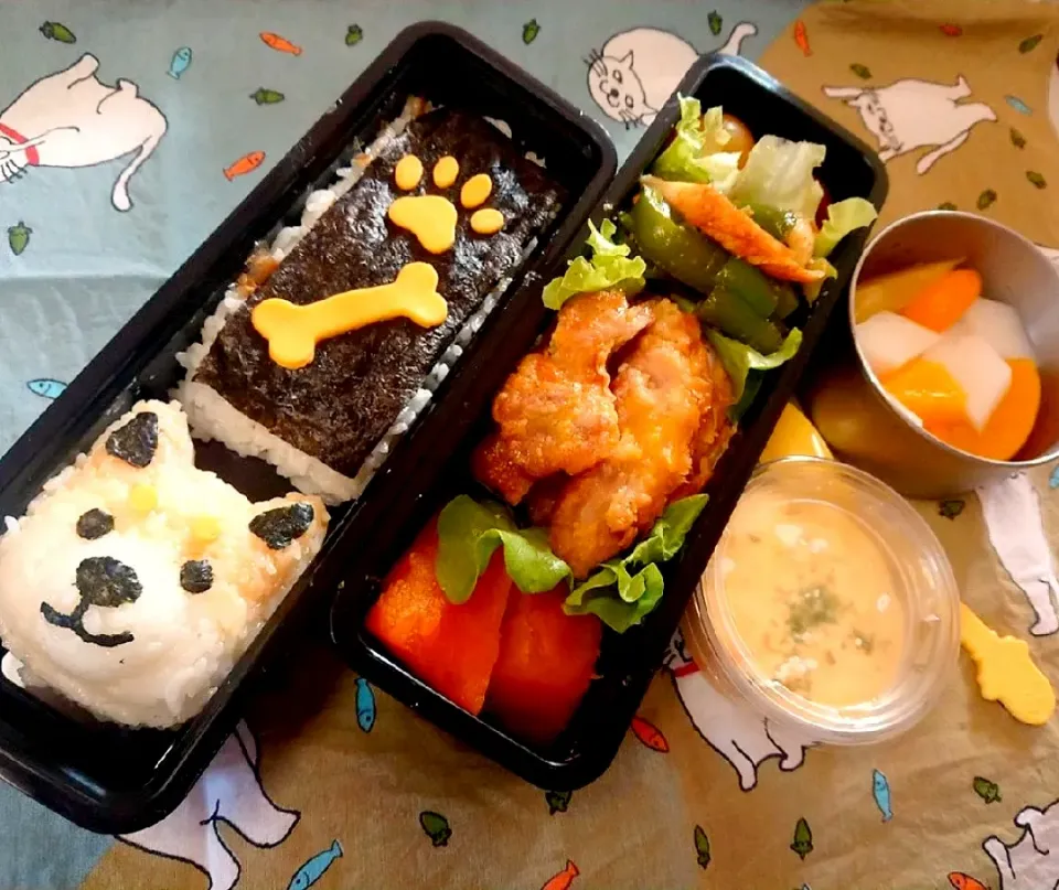 チキン南蛮(ﾀﾙﾀﾙｿｰｽ添え)のお弁当
✩⋆｡˚のり弁＆柴犬おにぎり⋆*✩|クロ母さんさん