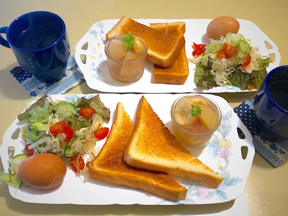 6／13朝食  #朝ごはん 
•トースト/サラダ/ゆで卵/フルーツポンチ   •コーヒー|おさんどんさん