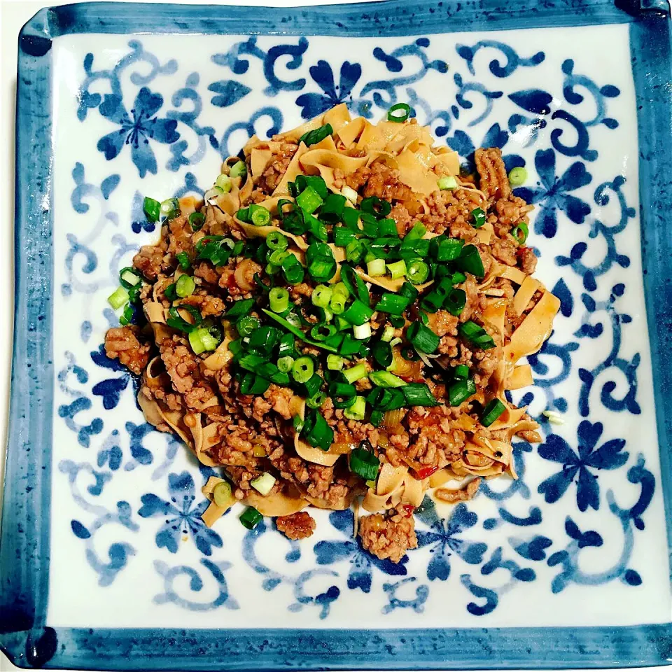 麻婆干豆腐麺|トモジさん