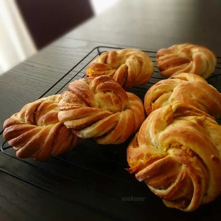 Snapdishの料理写真:ねじねじ🌀🌀パン|うさかめさん