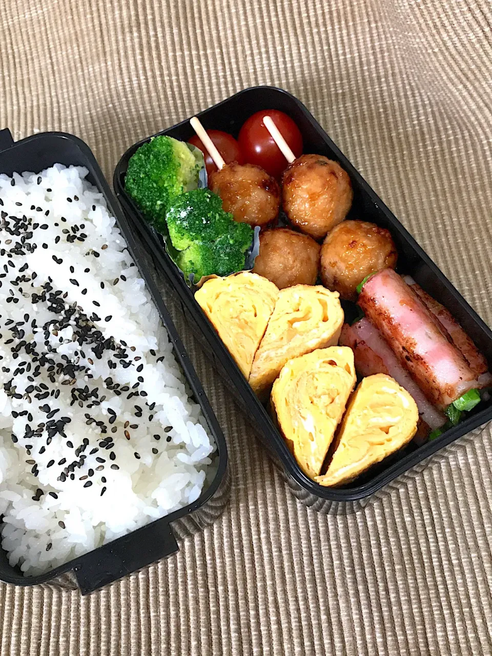 6/14 #オヤジの弁当  #お父さん弁当 #ハート卵焼き#割れてる笑|みぽりんさん