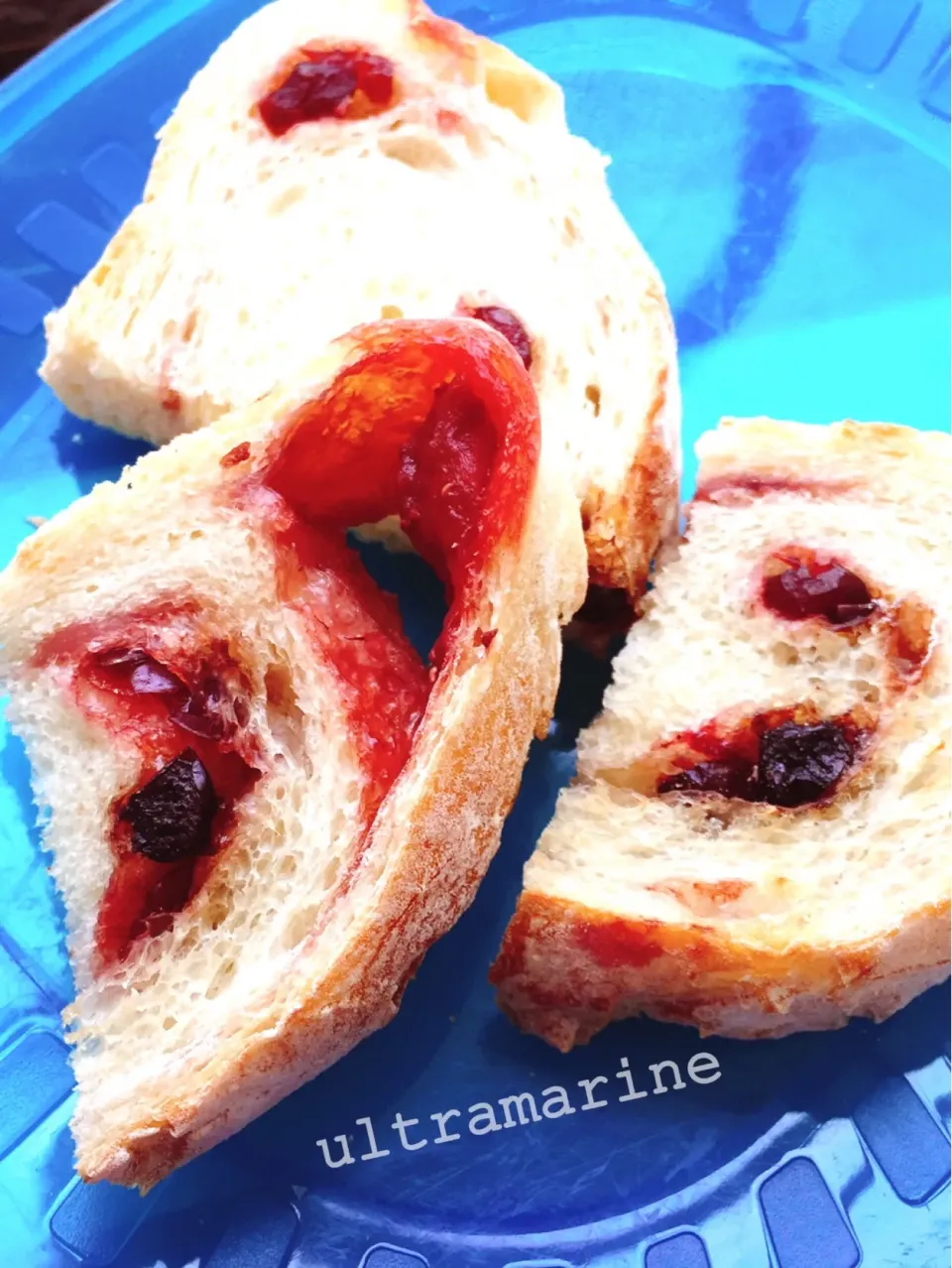 ＊ベリー&ベリーのパン♪＊|ultramarineさん