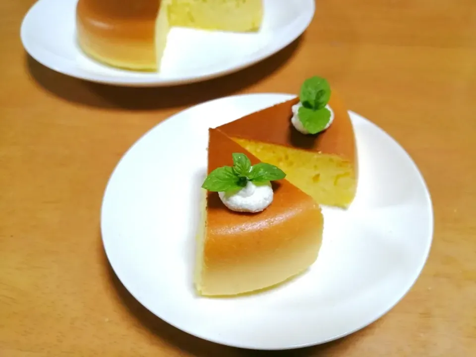 Snapdishの料理写真:チーズスフレパンケーキ作りました|守永洋之さん