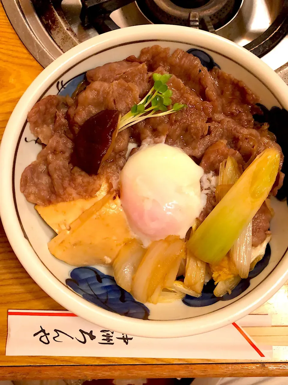 ちんや
 すき焼き丼|塩路豊美薫さん