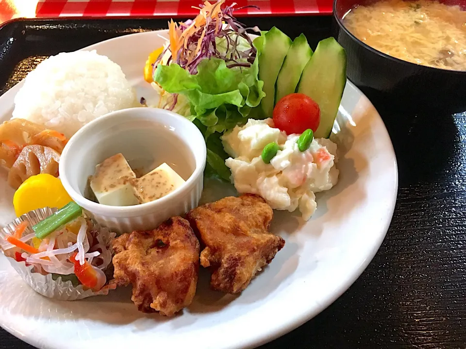 本日の賄い  6/14
〜ワンプレート🍙定食❤️〜|かぴかぴさん